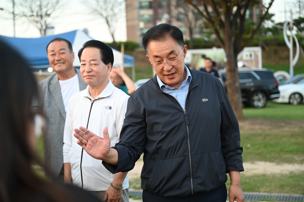 2025 남지읍민 걷기대회 및 남지읍민과 함께하는 작은음악회 이미지(6)