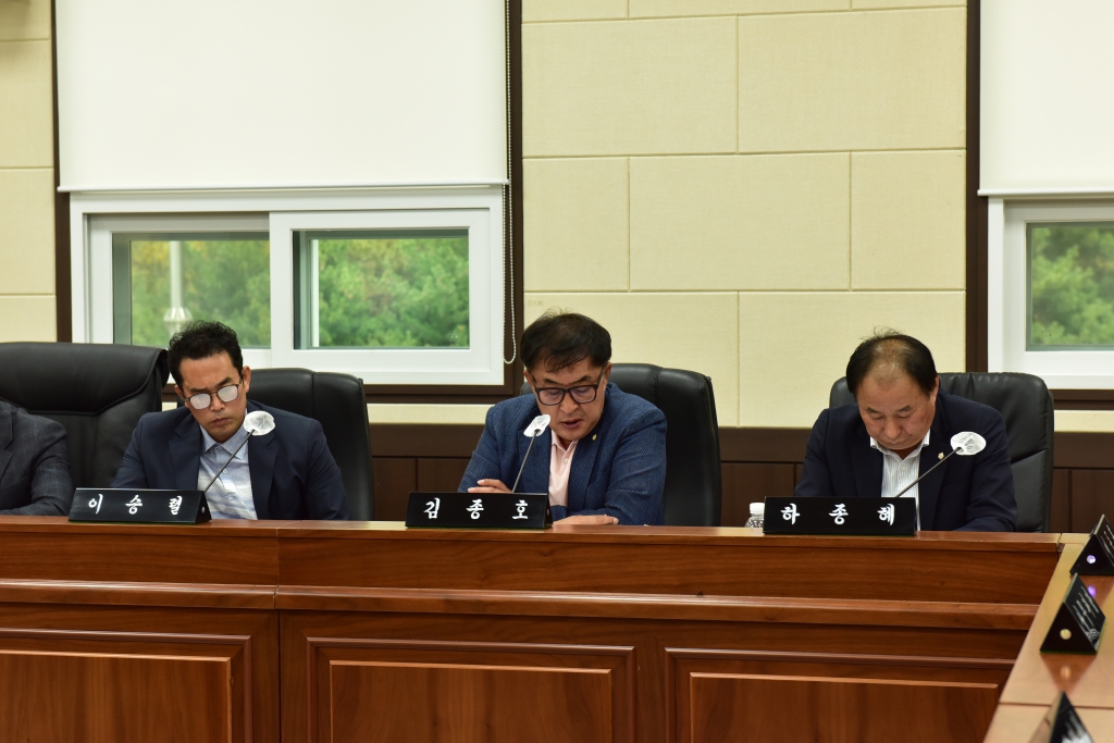창녕군의회 간담회 이미지(10)