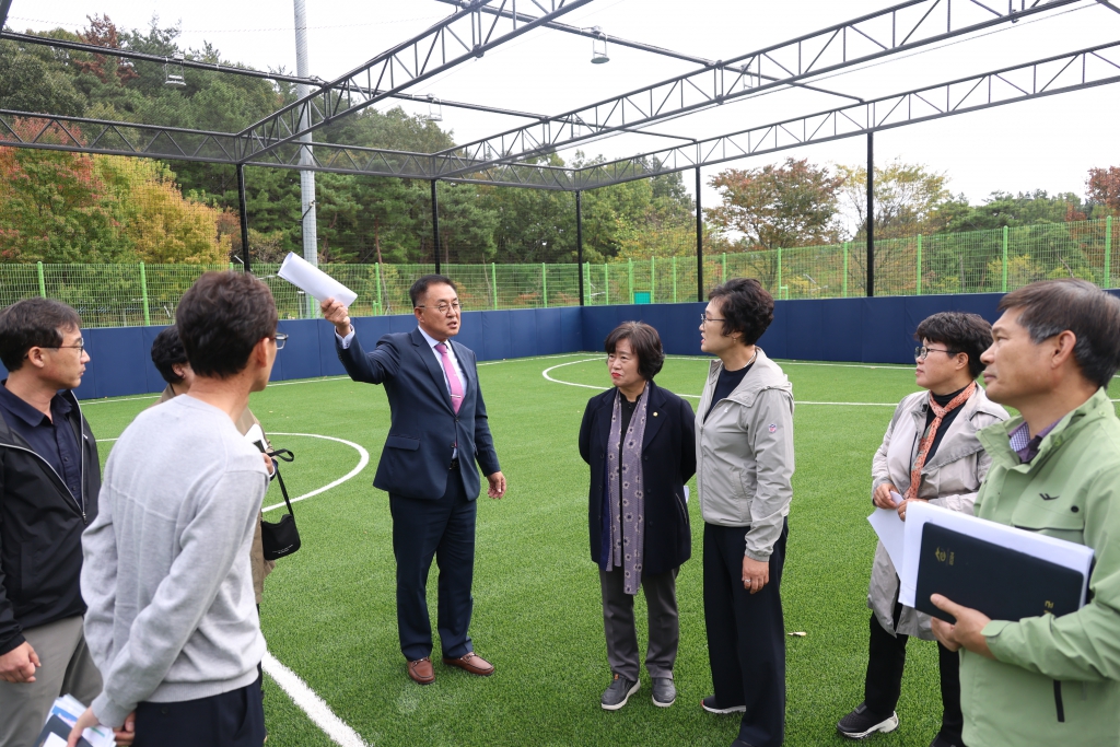 창녕스포츠파크 확대 조성 사업 현장확인 활동 이미지(5)