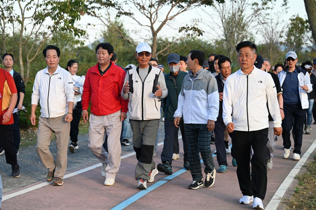 2025 남지읍민 걷기대회 및 남지읍민과 함께하는 작은음악회 이미지(1)