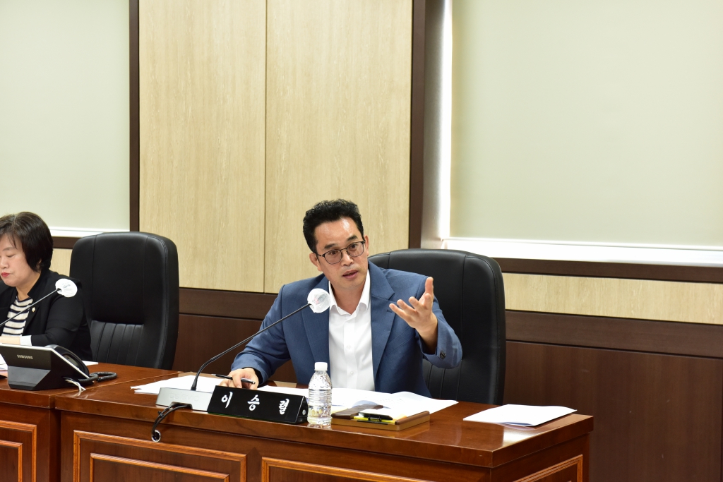 제306회 창녕군의회 임시회 이미지(9)