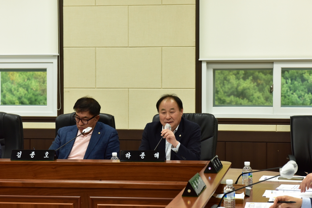 창녕군의회 간담회 이미지(7)