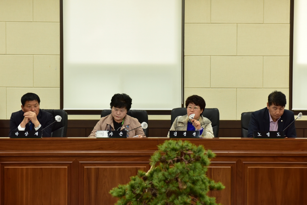 창녕군의회 간담회 이미지(9)
