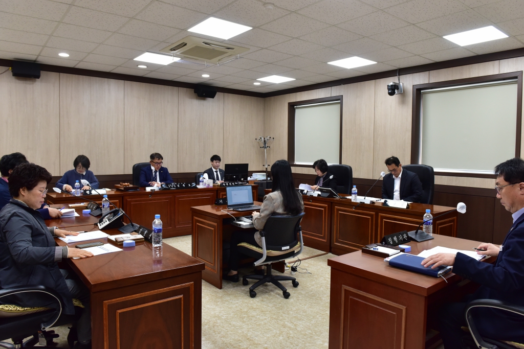 제300회 창녕군의회 임시회 이미지(8)