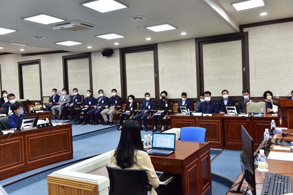 제297회 창녕군의회 제1차 정례회 행정사무감사 이미지(4)