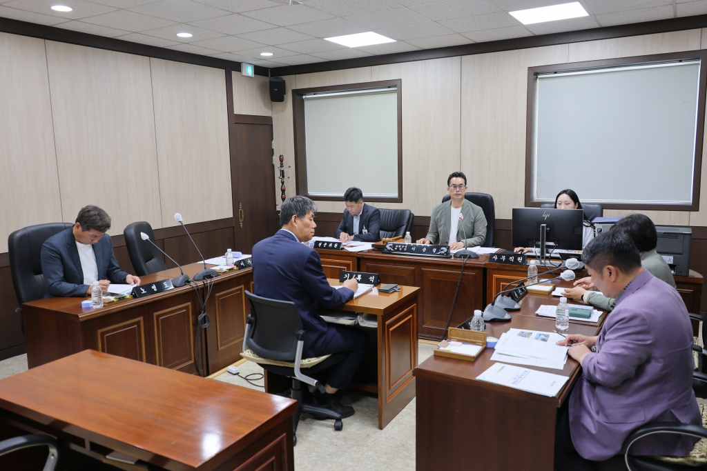 창녕군의회 의원 간담회 및 의회운영위원회 개최 이미지(16)