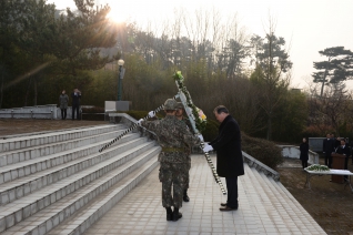 제61회 현충일 추념식 참석 대표이미지