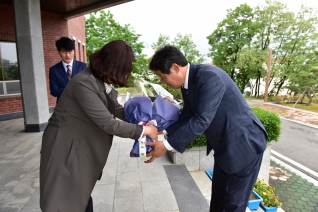홍성두 보궐선거 당선인 창녕군의회방문 대표이미지